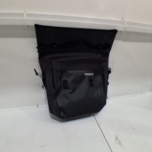 THULE SHIELD BIKE COMMUTER PANNIER BAG - WATERPROOF - 22L CAPACITY - BLACK (MODEL: 3205406) image 2