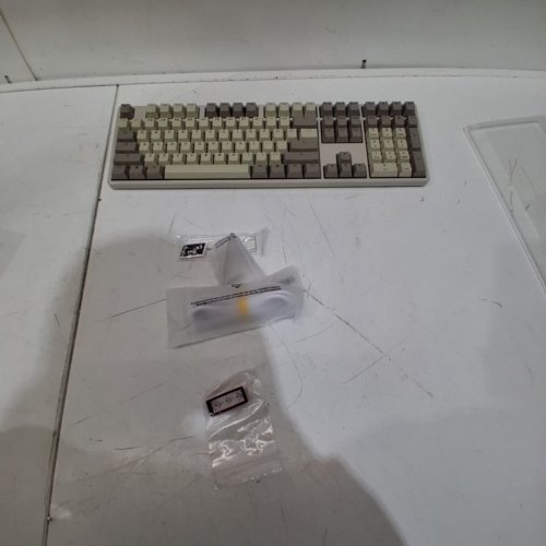 DUCKY ORIGIN VINTAGE PARTIAL HOT-SWAPPABLE MECHANICAL KEYBOARD - 104 KEYS - BEIGE/BROWN image 2