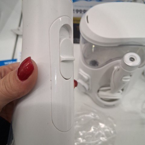 WATERPIK ULTRA PLUS & CORDLESS ENHANCE WATER FLOSSER COMBO PACK - WHITE (MODEL: 2702338) image 3