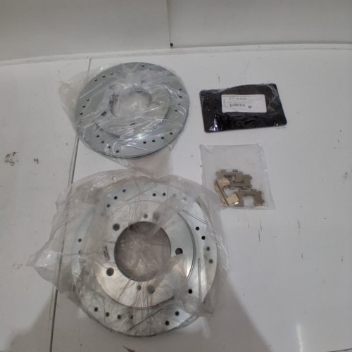 2PC POWERSTOP EVOLUTION DRILLED AND SLOTTED FRONT ROTORS AND BRAKE PADS - FOR 1999–2004 SUZUKI VITARA (MODEL: JBR955XL / JBR955XR) image 4