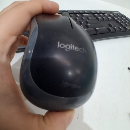 3PC LOGITECH FULL-SIZE WIRELESS KEYBOARD AND MOUSE COMBO WITH DONGLE - BLACK (MODEL: MK270) image 7