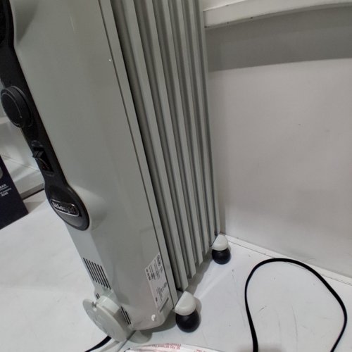 DELONGHI FULL ROOM RADIANT HEATER WITH 3 POWER LEVELS - GREY (MODEL: TRRS0715CA) image 4