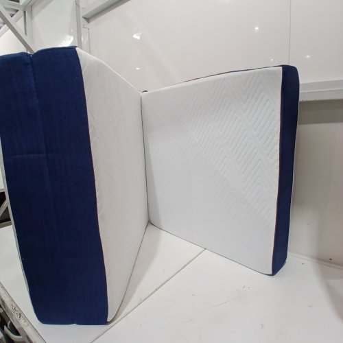 TRI-FOLD MEMORY FOAM MATTRESS WITH FOLDABLE DESIGN - TWIN - 4" - BLUE/WHITE image 4