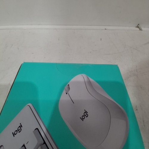 2PC LOGITECH FULL-SIZE WIRELESS COMBO - ADJUSTABLE HEIGHT KEYBOARD WITH WIRELESS MOUSE - OFF WHITE - (MODEL: 920-013290) image 4