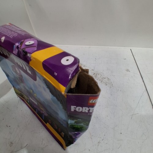 691PC LEGO FORTNITE SUPPLY LLAMA BUILDING SET - ASSORTED COLORS (MODEL : #77071) image 3