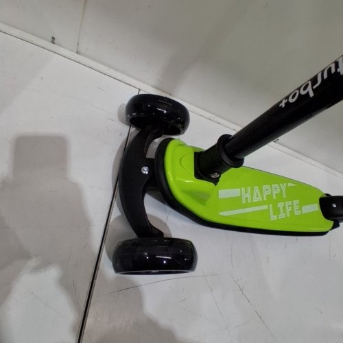 KIDS BESREY ADJUSTABLE KICK SCOOTER - GREEN/BLACK image 4