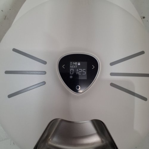 CATIT PIXI SMART 6-MEAL PET FEEDER WITH ICE PACKS TO KEEP FOOD FRESH - WHITE (MODEL: 43754) image 2