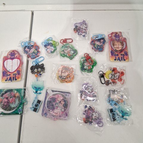16PK ASSORTED ANIME KEYCHAINS - MULTICOLOR image 2