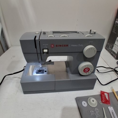 SINGER HEAVY DUTY HIGH SPEED SEWING MACHINE - GREY (MODEL: HD4411) image 2