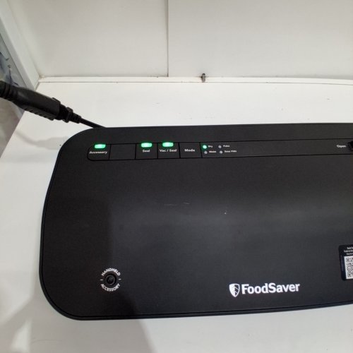 FOODSAVER VACUUM SEALER WITH HANDHELF ATTACHMENT - BLACK (MODEL: VS2280) image 2