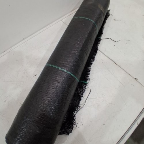 LANDSCAPE FABRIC WEED BARRIER - 6FT X 300FT - BLACK (MODEL: 3*300FT70) image 3