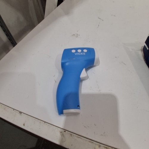 VICKS NON CONTACT INFRARED BODY THERMOMETER image 3