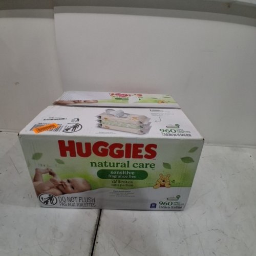 960PK HUGGIES NATURAL CARE DISNEY THEMED SENSITIVE BABY WIPES - 15 X 64PK (960PK TOTAL) - WINNIE THE POOH image 2
