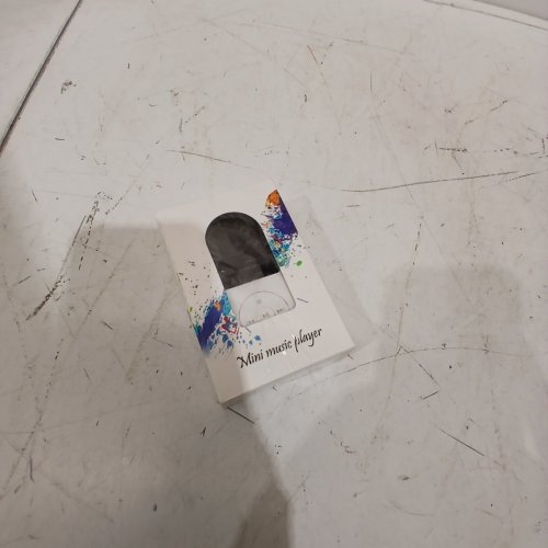 BLUETOOTH MP3 PLAYER - 32GB - WHITE/BLACK image 4