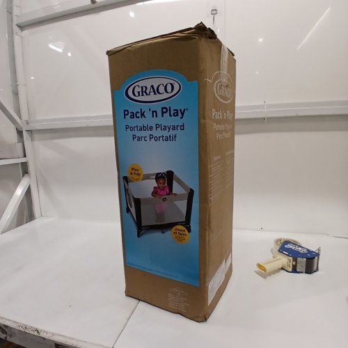GRACO PACK N' PLAY PLAYARD PORTABLE FOLDABLE PLAYPEN - OAKLEY BLACK/WHITE (MODEL: 2084226) image 6