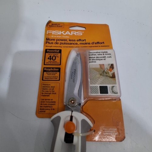 FISKARS EASY ACTION SNIPS - 8" - WHITE/GREY (MODEL: 179300) image 3