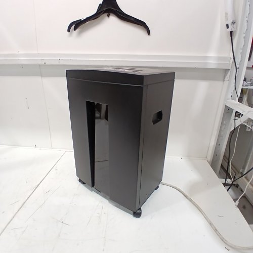 WOLVERINE 18 SHEET HEAVY DUTY CROSS CUT ULTRA QUIET PAPER SHREDDER FOR HOME AND OFFICE, INCLUDES SECURITY LEVEL P-4 - 6GAL PULL OUT WASTE BIN AND 60 MINS OF RUN TIME - BLACK - (MODEL: SD9113) image 3