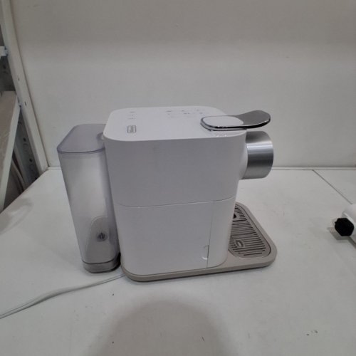DE’LONGHI NESPRESSO GRAN LATTISSIMA ESPRESSO MACHINE FOR ONE-TOUCH MILK-BASED BEVERAGES - WHITE (MODEL: EN640W) image 5