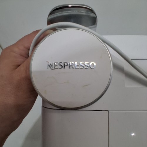 DE’LONGHI NESPRESSO GRAN LATTISSIMA ESPRESSO MACHINE FOR ONE-TOUCH MILK-BASED BEVERAGES - WHITE (MODEL: EN640W) image 8