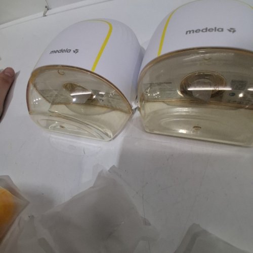 18PC MEDELA WEARABLE BREAST PUMPS - WHITE / YELLOW (MODEL: MELODY INBRA) image 4