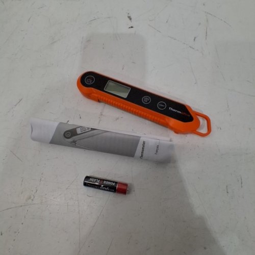 TEMPPRO DIGITAL MAGNETIC WATERPROOF KITCHEN FOOD MEAT THERMOMETER - 572° MAX TEMP - ORANGE / BLACK image 2