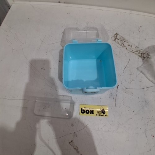 GENERIC PLASTIC STORAGE BOX - 6" X 6" X 6" - BLUE / CLEAR (MODEL : PON47CF6C9X38S8H8I3) image 2