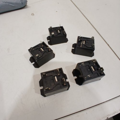 5PK POOKHOLKAA 4-PIN ELECTRICAL RELAYS - 12 VDC, 24VDC - 30A - BLACK (MODEL: HF37F- JQX-37F-012-1H) image 3