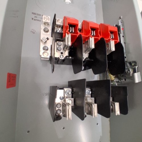 SIEMENS 3-POLE FUSIBLE INDOOR GENERAL DUTY SWITCH - VBII SAFETY - 100A, 240V - GREY (MODEL: GF323NLA) image 4