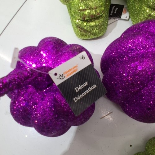 36PC WAY TO CELEBRATE! GLITTER HALLOWEEN PUMPKIN AND SKULL DECORATIONS - MULTICOLOUR image 3