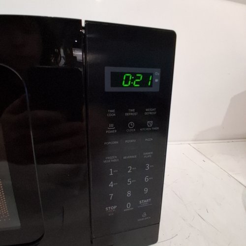 COMFEE COUNTERTOP MICROWAVE OVEN - 0.7 CU.FT/700W - BLACK (MODEL: CM-M201K-BK) image 3