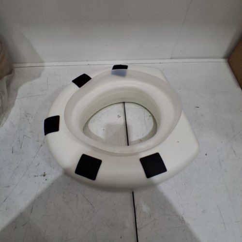 HEALTHSMART ELDERLY PORTABLE ELEVATED TOILET SEAT RISER WITH SLIP RESISTANT PADS - 5" RAISED - WHITE (MODEL: 522-1508-1901) image 3