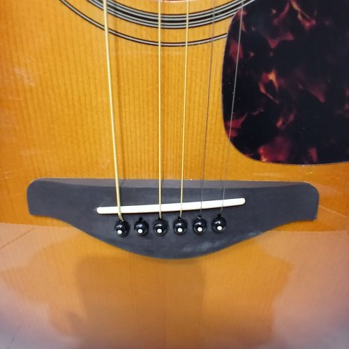 YAMAHA STRING BEGINNER SPRUCE TOP ACOUSTIC GUITAR - RIGHT HAND - SUNBURST ORANGE (MODEL: FG800J) image 3
