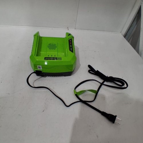 GREENWORKS PRO SINGLE PORT RAPID BATTERY CHARGER -80 VOLT LITHIUM MAX- CORDED (MODEL:GCH8040) image 2