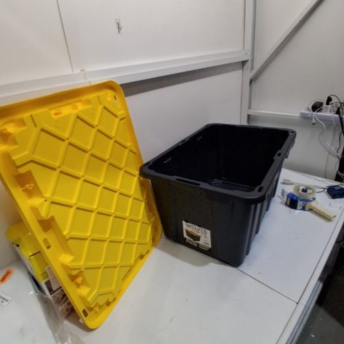 GREENMADE STORAGE BINS - 27 GAL - BLACK/YELLOW (MODEL: 718262) image 3