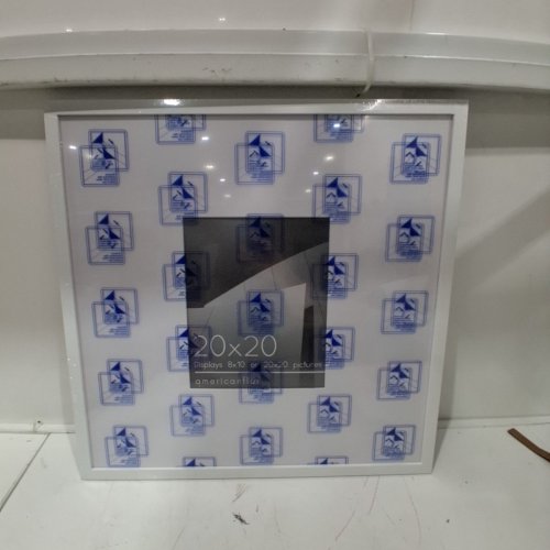 AMERICANFLAT PICTURE FRAME WITH POLISHED PLEXIGLASS - 20" X 20" - WHITE image 2