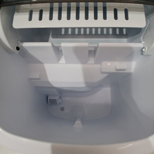 EUHOMY COUNTERTOP ICE MAKER MACHINE WITH HANDLE & BASKET - MAKES 26LB/DAY - BLACK (MODEL: IM001-BBL-CAEH) image 4
