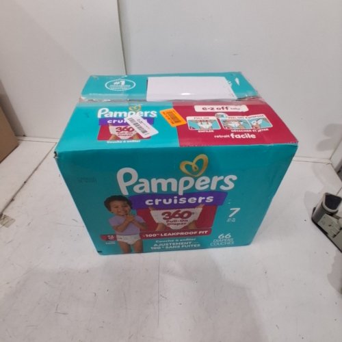 66PK PAMPERS CRUISERS 360° DIAPERS - SIZE 7 - MULTICOLOURED image 3