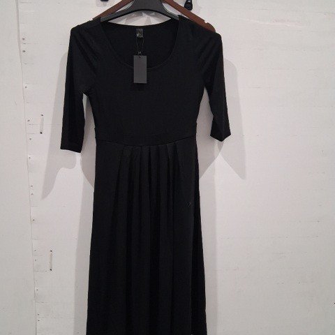 WOMEN'S CREWNECK DRESS - SMALL - BLACK image 3