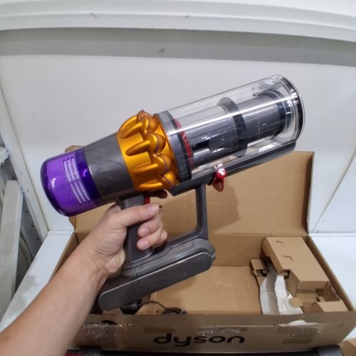 DYSON V15 DETECT CORDLESS MULTI-PURPOSE VACUUM CLEANER WITH ATTACHMENTS - GREY (MODEL: SV47) image 4