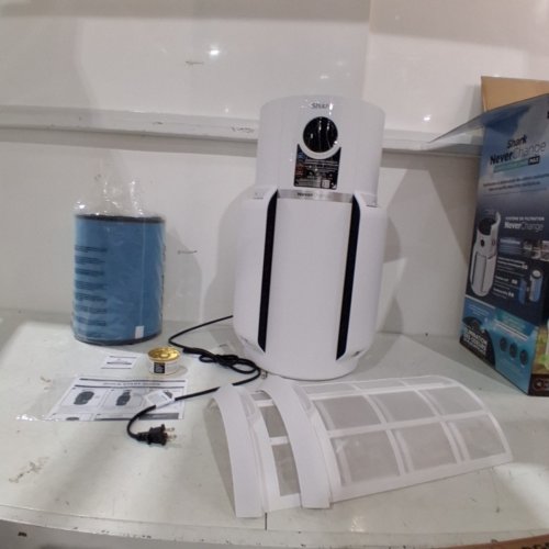 SHARK NEVERCHANGE WHOLE HOME AIR PURIFIER - UP TO 1400SQ FT - (MODEL: HP302C) image 2