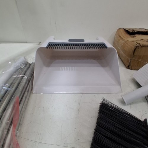 3PC UPRIGHT BROOM AND DUST PAN SET - BLACK/WHITE image 4