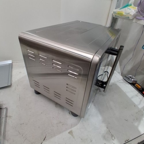 GOURMIA 9-SLICE 5 RACK POSITION DIGITAL AIR FRYER OVEN WITH 14 ONE-TOUCH COOKING FUNCTIONS AND AUTO FRENCH DOORS - 1700W - STAINLESS STEEL (MODEL: GTF7530) image 7