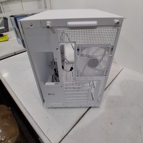 THERMALTAKE VIEW 380 TG ARGB SNOW ATX CASE; 4X120MM ARGB FANS INCLUDED; SUPPORTS HIDDEN-CONNECTOR MOTHERBOARD TOWER - BLACK - (MODEL: CA-1Z2-00M6WN-00) image 6