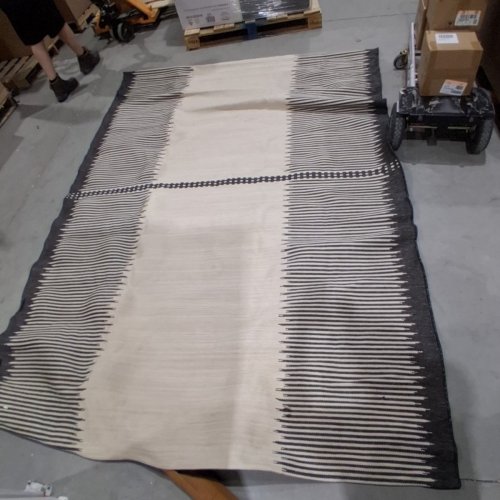 THRESHOLD NEUTRAL LINES AREA RUG - 7FT X 10FT - BLACK / CREAM (MODEL: 009190260) image 4