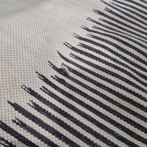 THRESHOLD NEUTRAL LINES AREA RUG - 7FT X 10FT - BLACK / CREAM (MODEL: 009190260) image 5