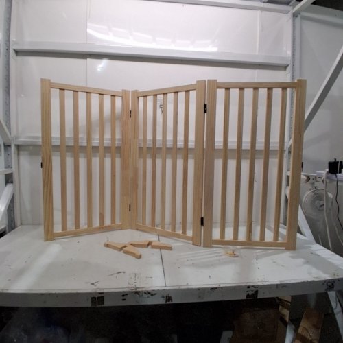 GARVEE FOLDING WOODEN PET GATE 20" - 60" - 36" - NATURAL WOOD image 2