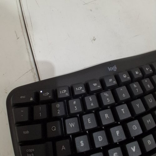 2PC LOGITECH WAVE KEYS KEYBOARD AND LIFT COMBO MOUSE - BLACK (MODEL: 920-013610) image 3