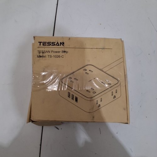 TESSAN SURGE PROTECTED MULTI-OUTLET WALL PLUG WITH USB TYPE C AND A PORTS - 15W - WHITE/GREY (MODEL: TS-WM1026-C) image 4