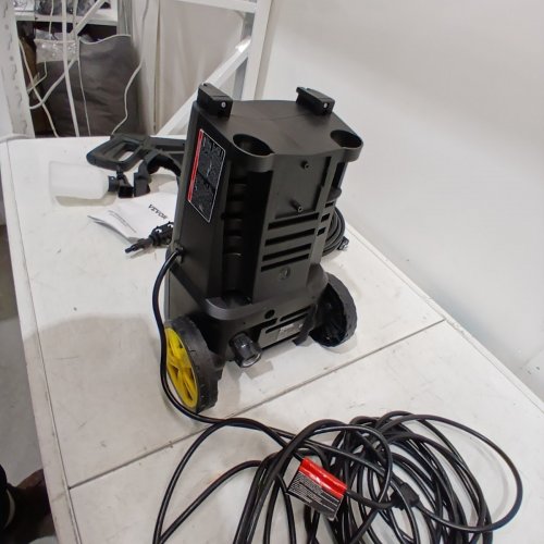 ELECTRIC PRESSURE WASHER WITH 5 QUICK CONNECT NOZZLES & FOAM CANNON - 2000 PSI MAX - 1.76 GPM - 1500W - 30FT HOSE - YELLOW AND BLACK (MODEL: HRT03S) image 7