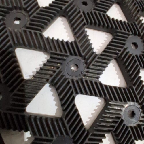 NON-SLIP OUTSIDE ENTRANCE FRONT DOOR RUBBER MAT - 27.5" X 19" - BLACK image 3